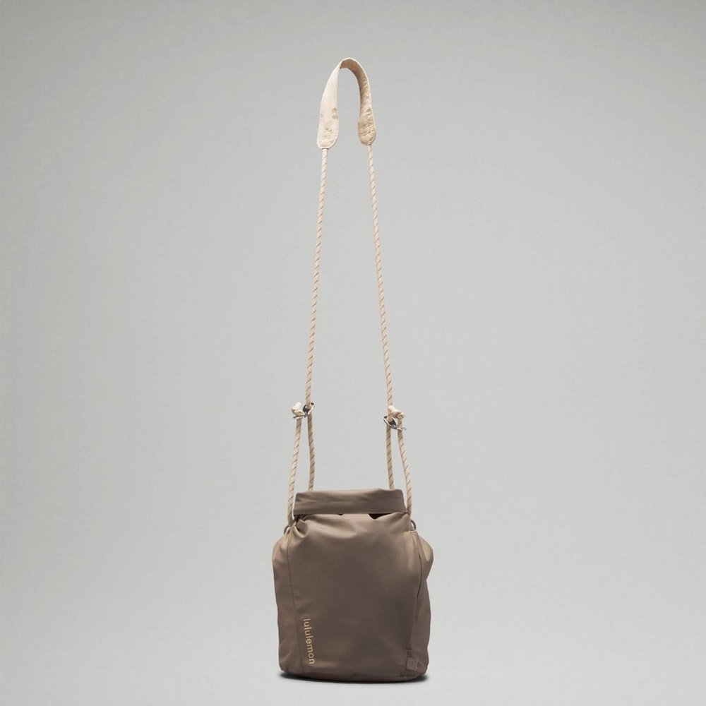 Lululemon roll top crossbody bag